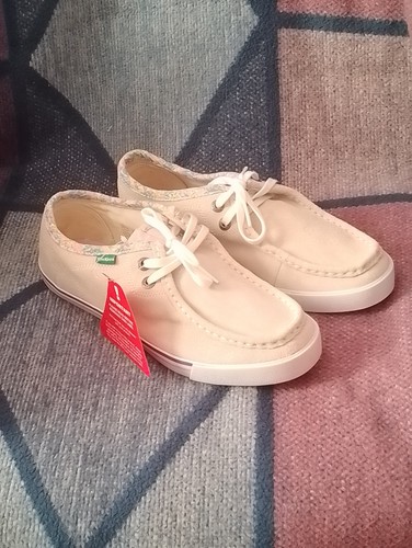 Bnwt kickers womens nubuck - bnwt,